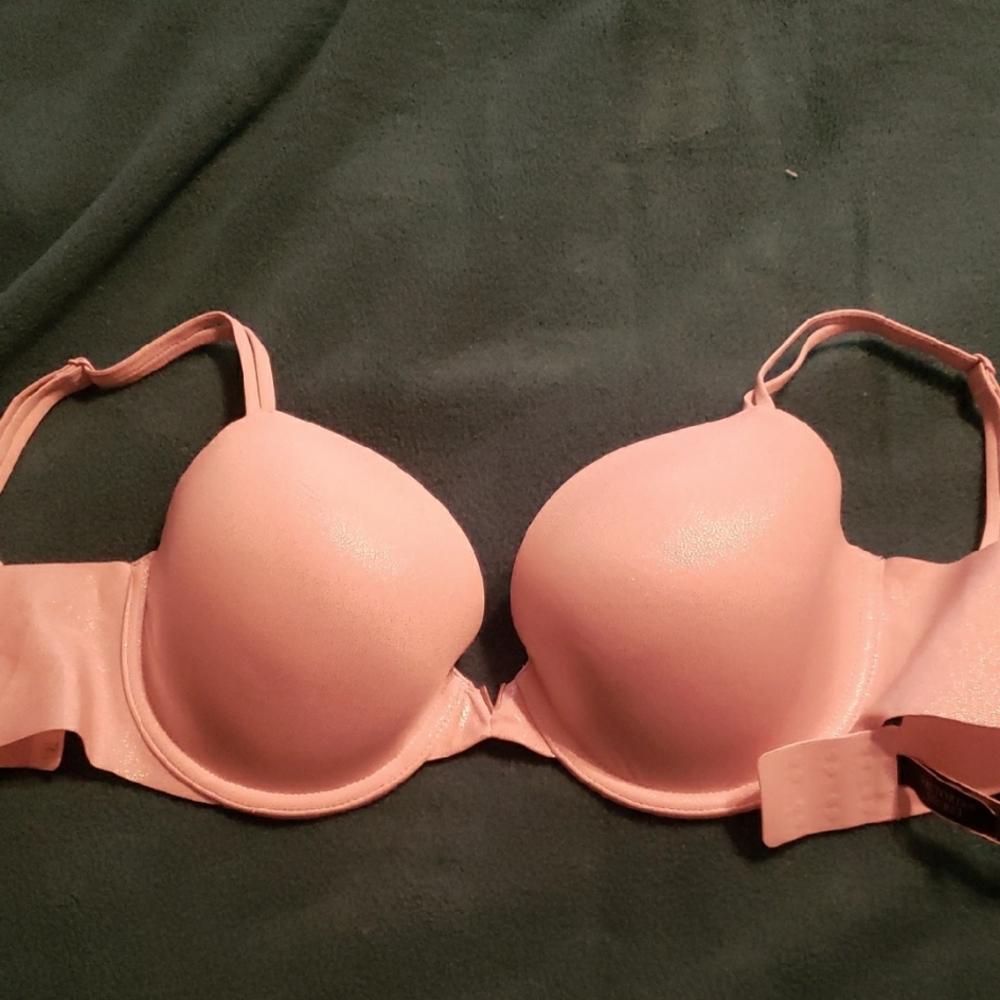 Victorias Secret infinity Edge Light Pink Shimmer Lightly Lined Demi